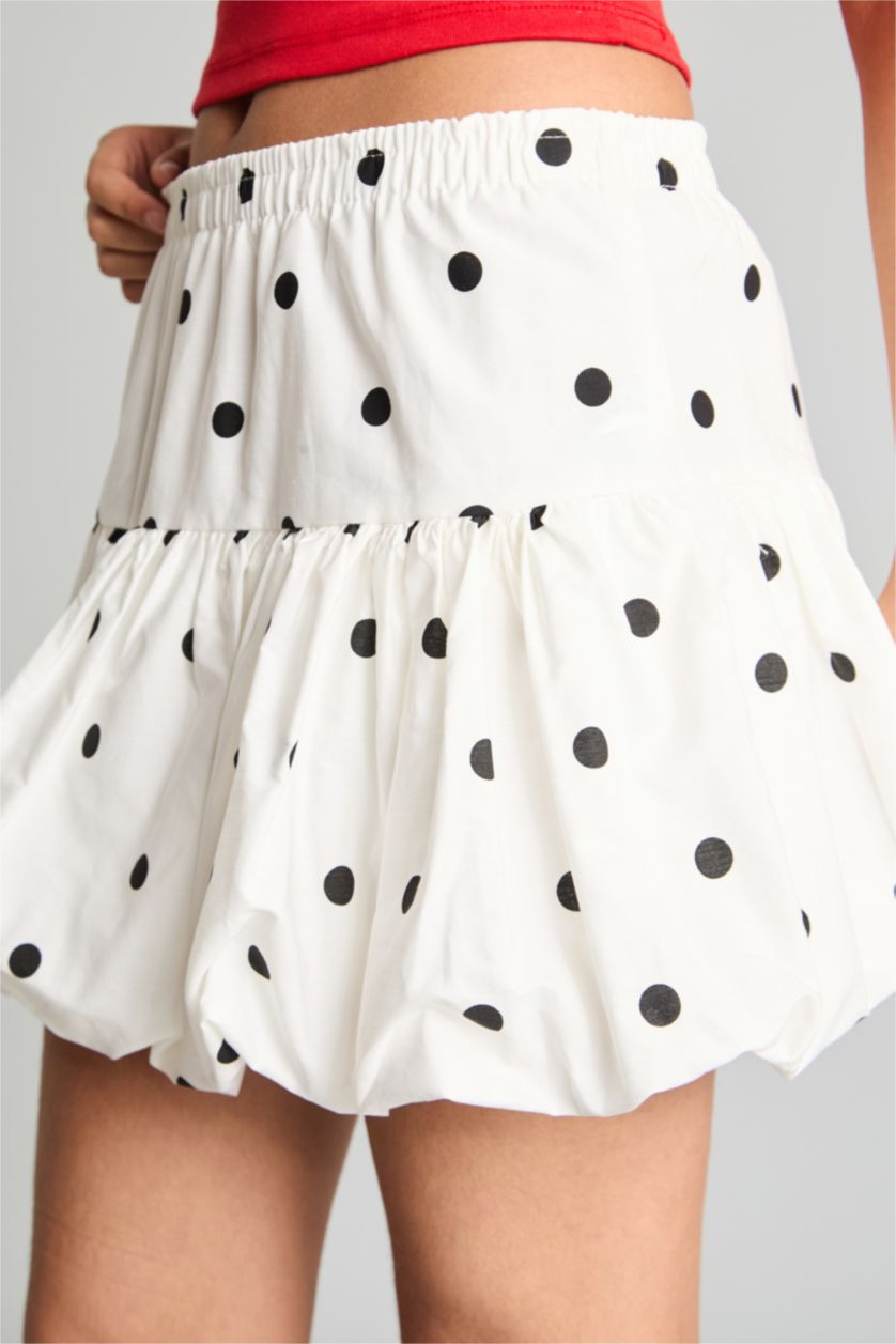Woman White Balloon Fit Mini