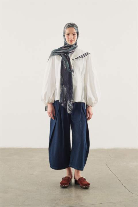 Women NAVY Woman Patterned Scarf