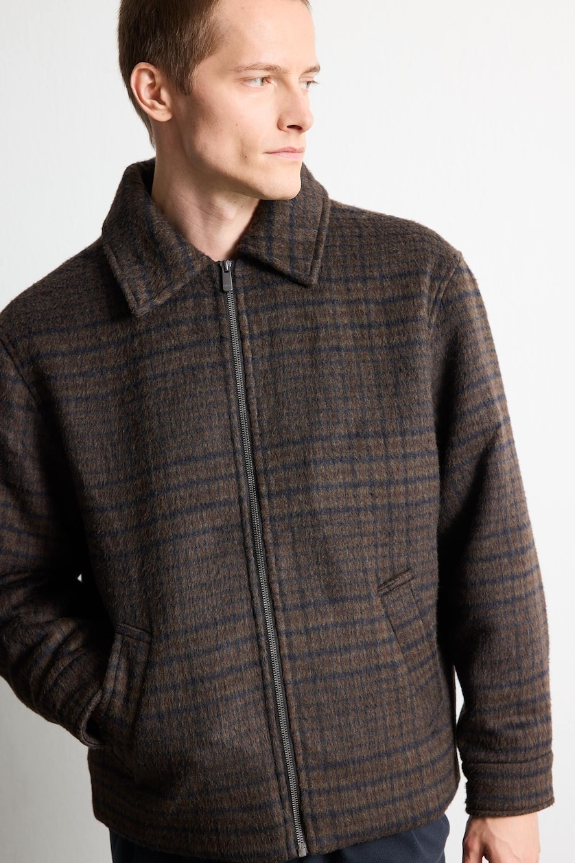 Men Brown Zipper Polo Collar Puffer Jacket