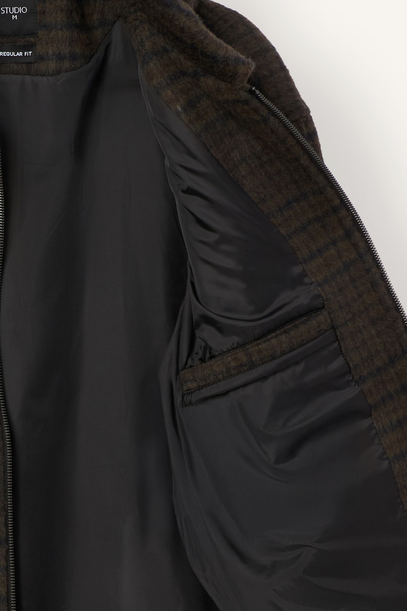 Men Brown Zipper Polo Collar Puffer Jacket