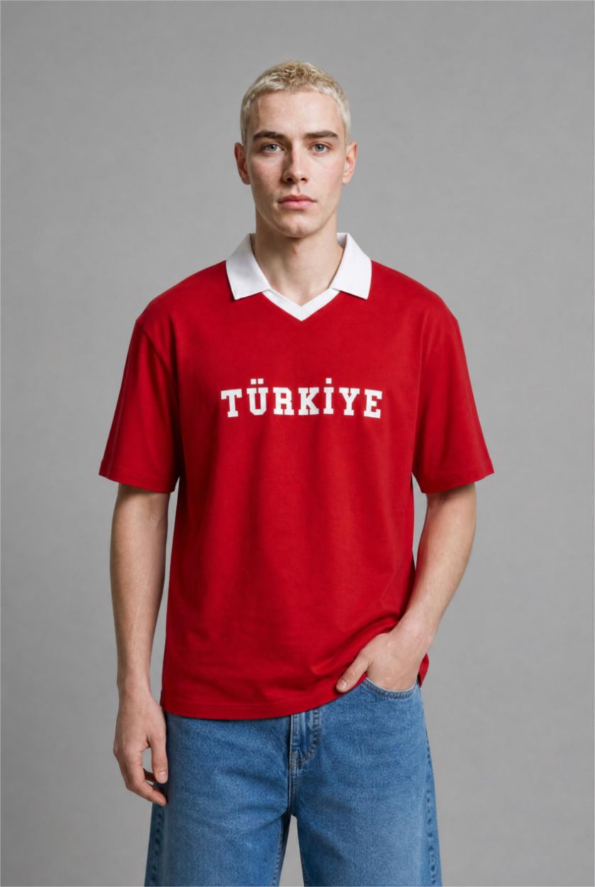 Men Red Boxy Fit Short Sleeve T-Shirt