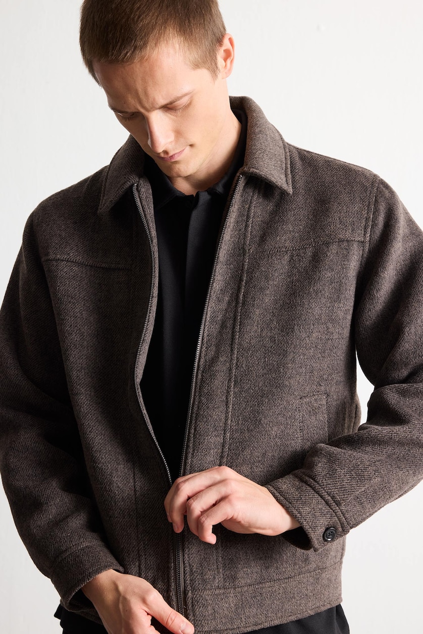 Men Brown Zipper Polo Collar Puffer Jacket