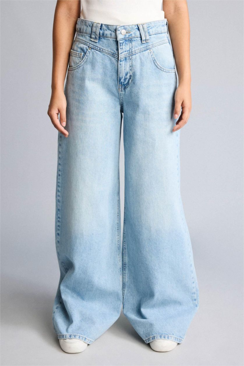 Woman Light Indigo Wide Leg High Waist Trousers