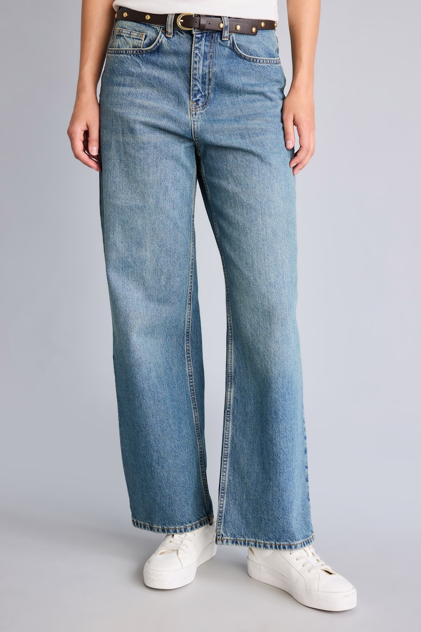 Woman Blue Straight Fit Trousers