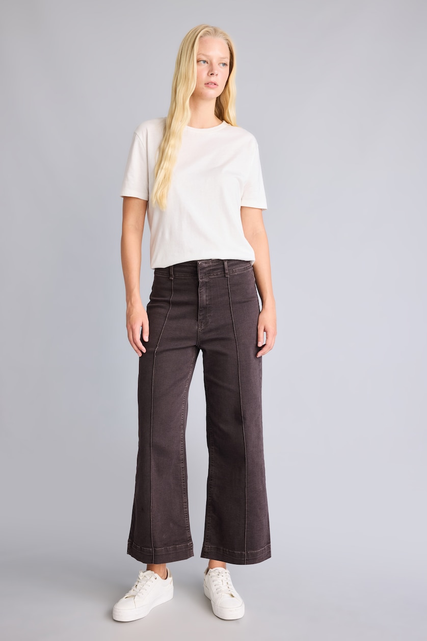 Woman Brown Culotte Fit Trousers