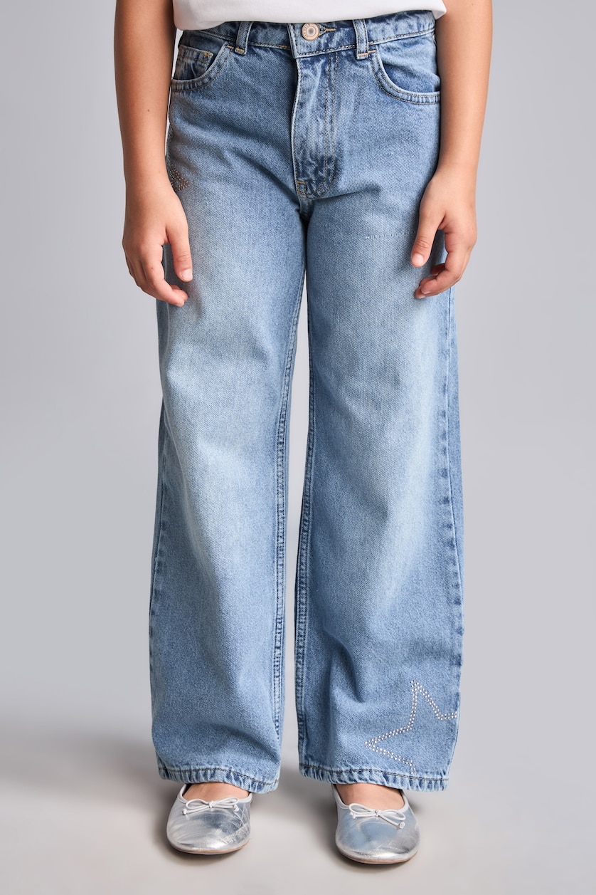 Young Girls - Teen Girls Blue Jeans