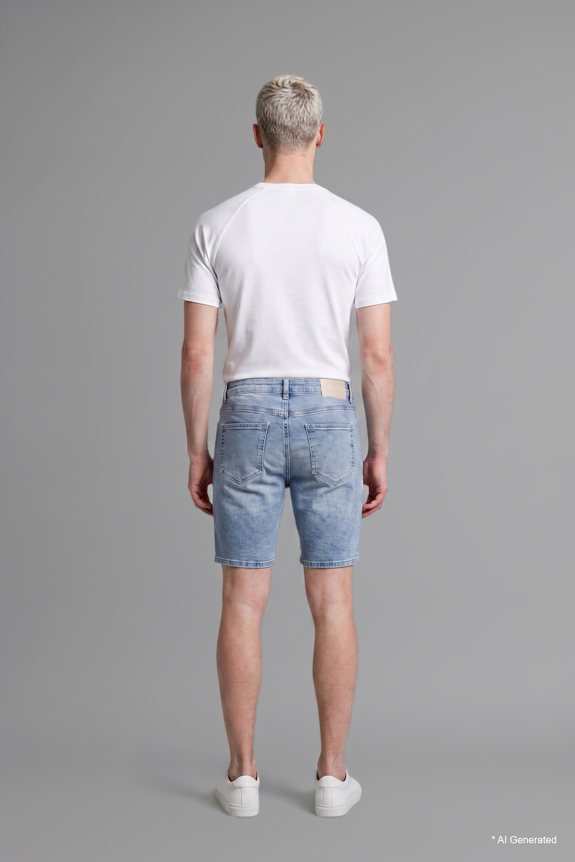 Man Light Blue Slim Fit