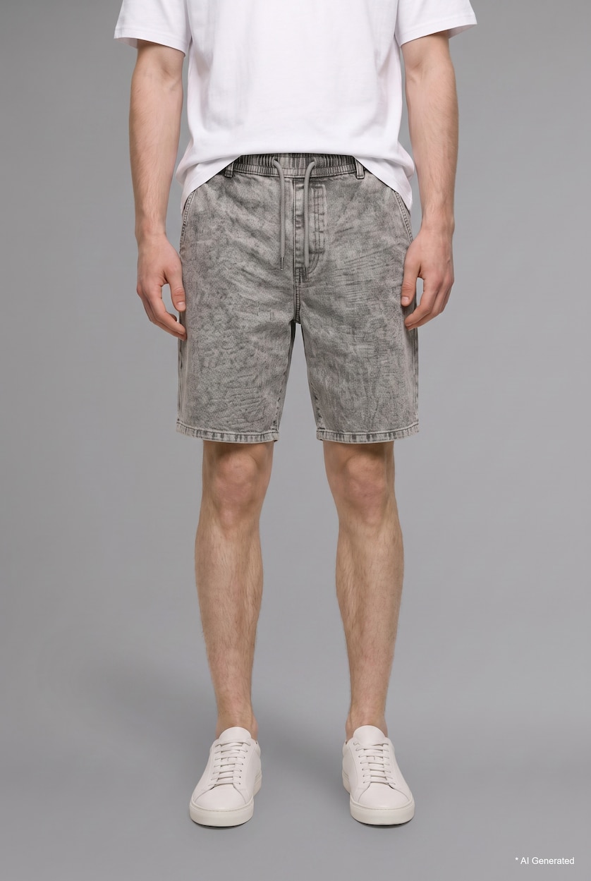 Man Light Grey Relaxed Fit Elastic Waist Denim Bermuda Shorts