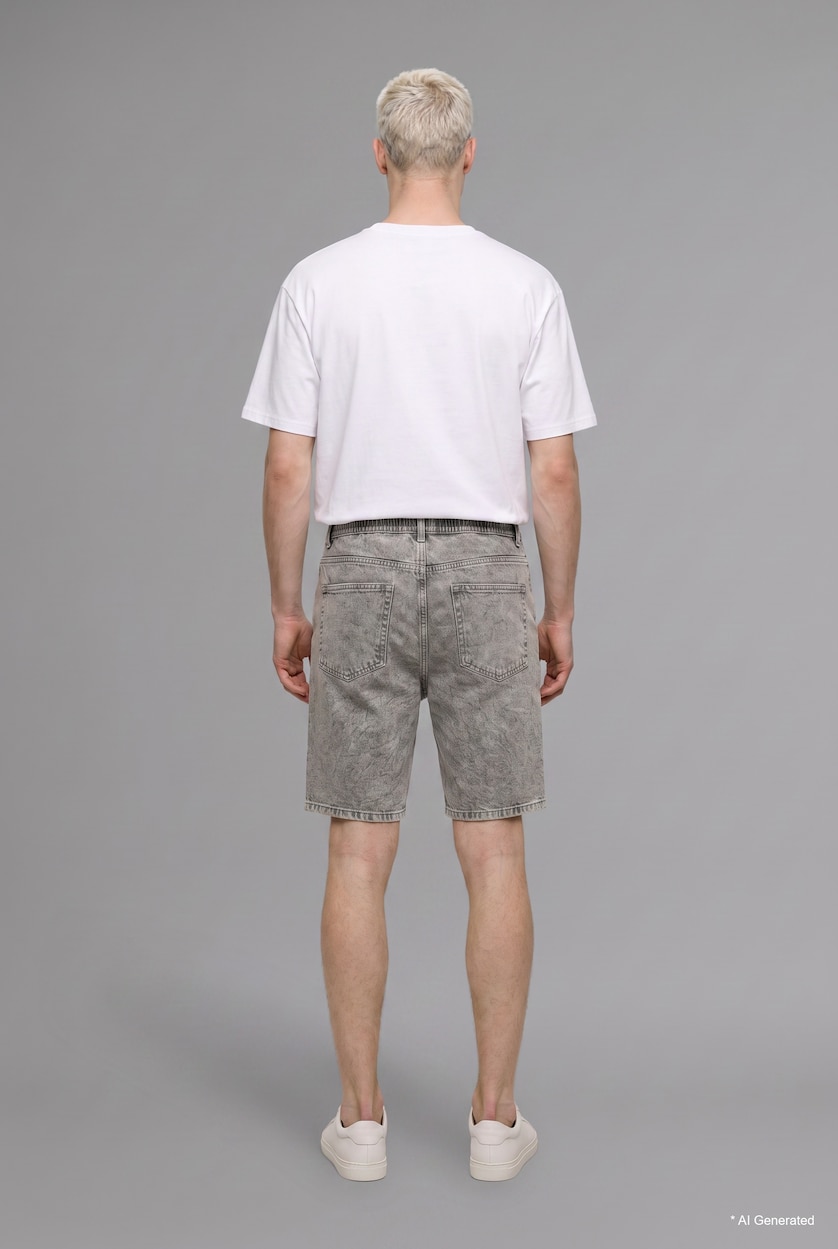 Man Light Grey Relaxed Fit Elastic Waist Denim Bermuda Shorts