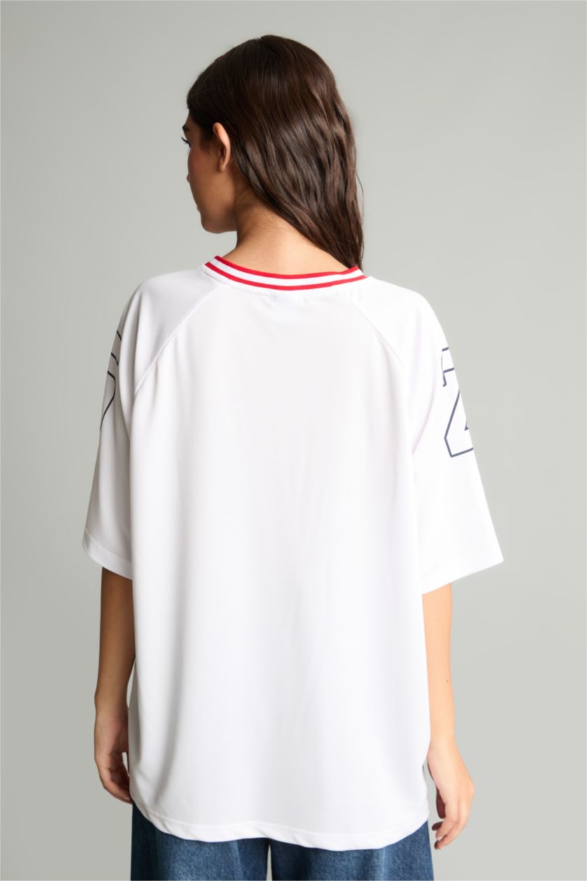 Women White Oversize Fit Short Sleeve T-Shirt