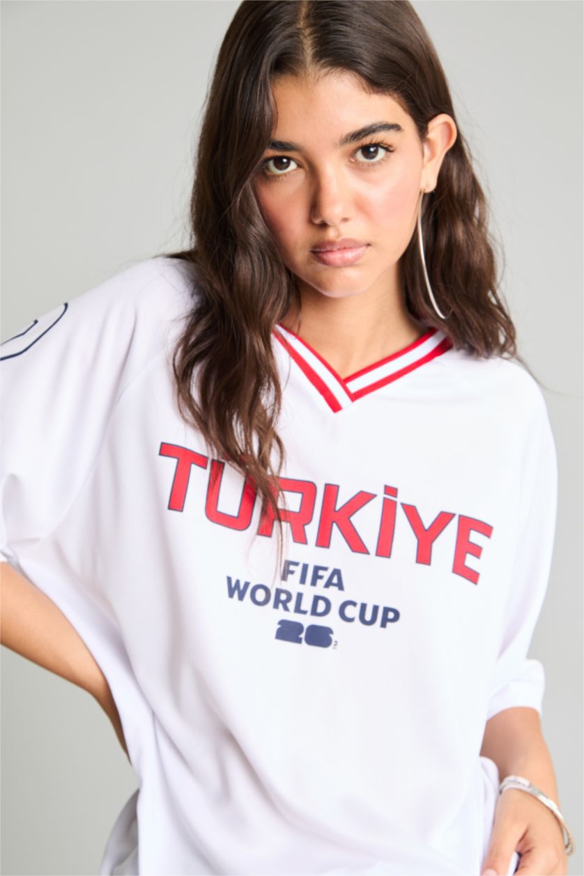 Kadın Beyaz Oversize Türkiye Baskılı Tişört