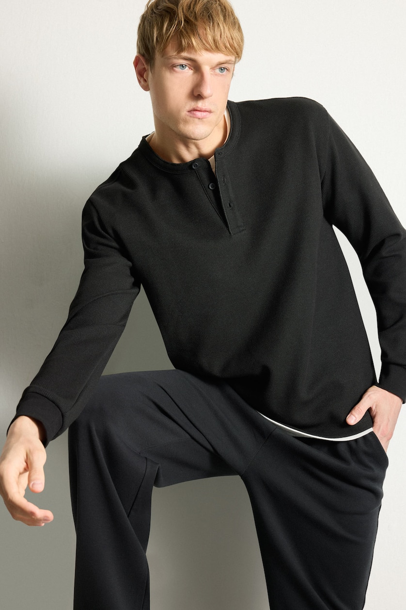 Men Black Regular Fit Long Sleeve T-Shirt