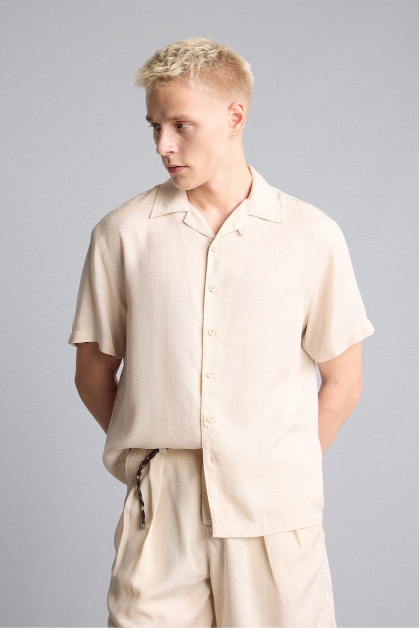 Men Stone Boxy Fit Sensual Short Sleeve Shirt