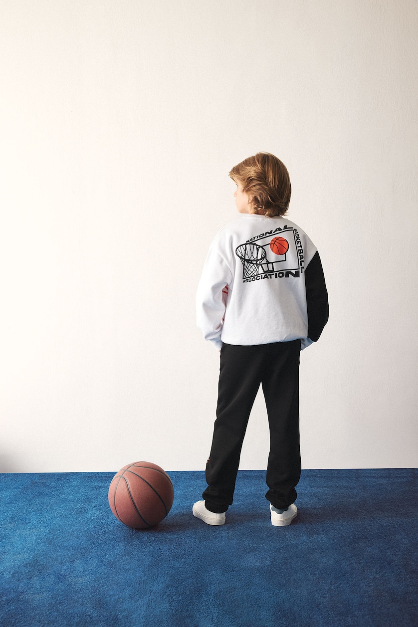 BOYS & TEENS White Thick Sweatshirt Fabric Soft Hairy Inside Sweatshirt