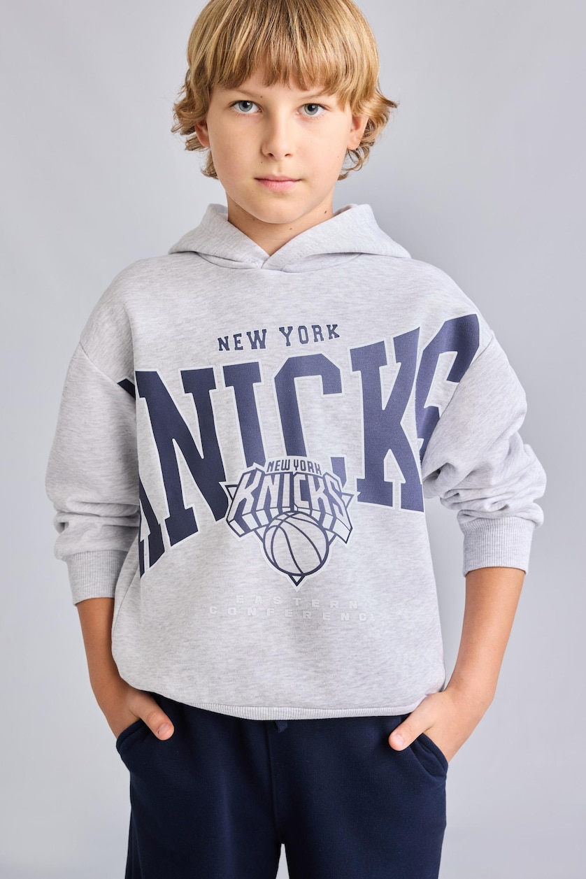 BOYS & TEENS Light Grey Melange Regular Fit NBA New York Knicks Licensed Hooded Sweatshirt