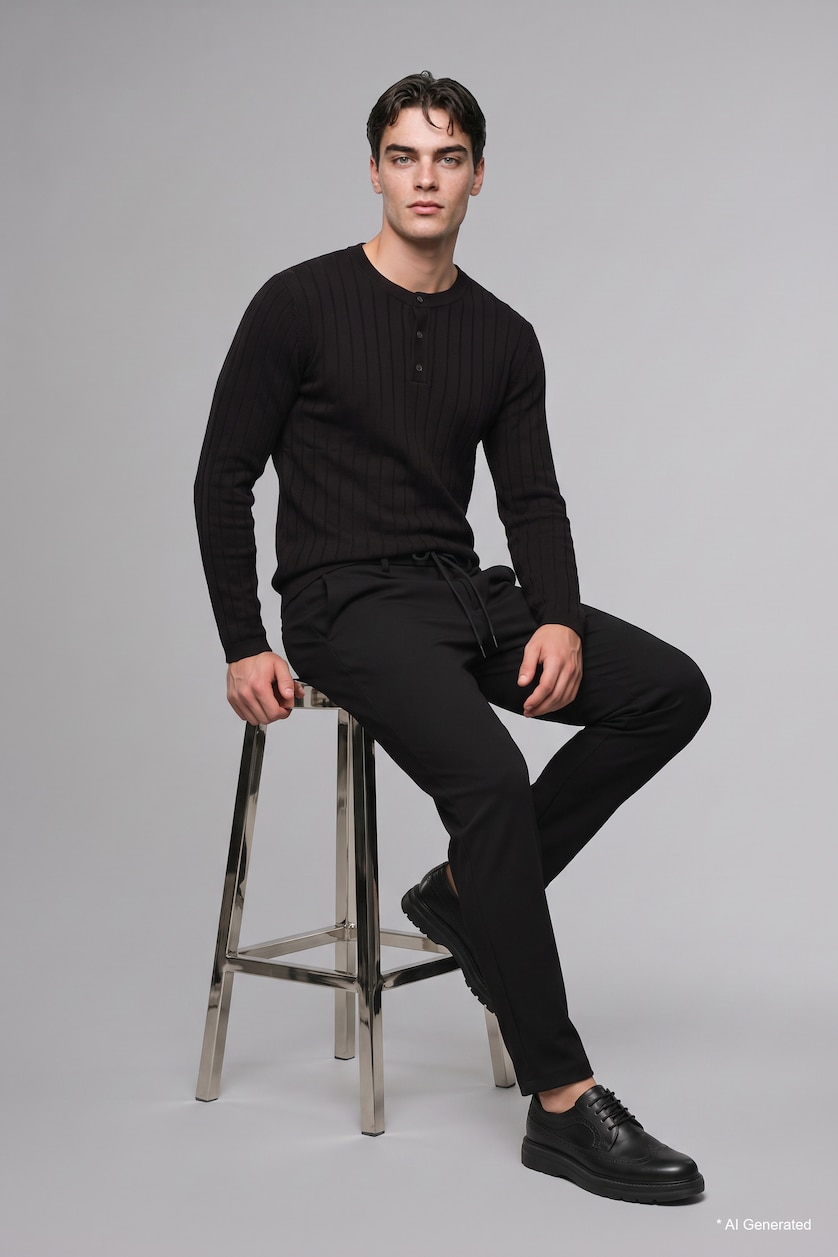 Man Black Pullover