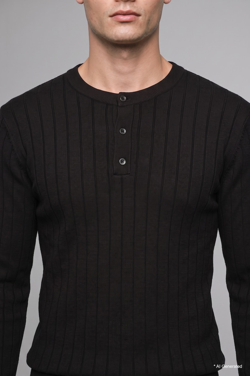 Man Black Pullover