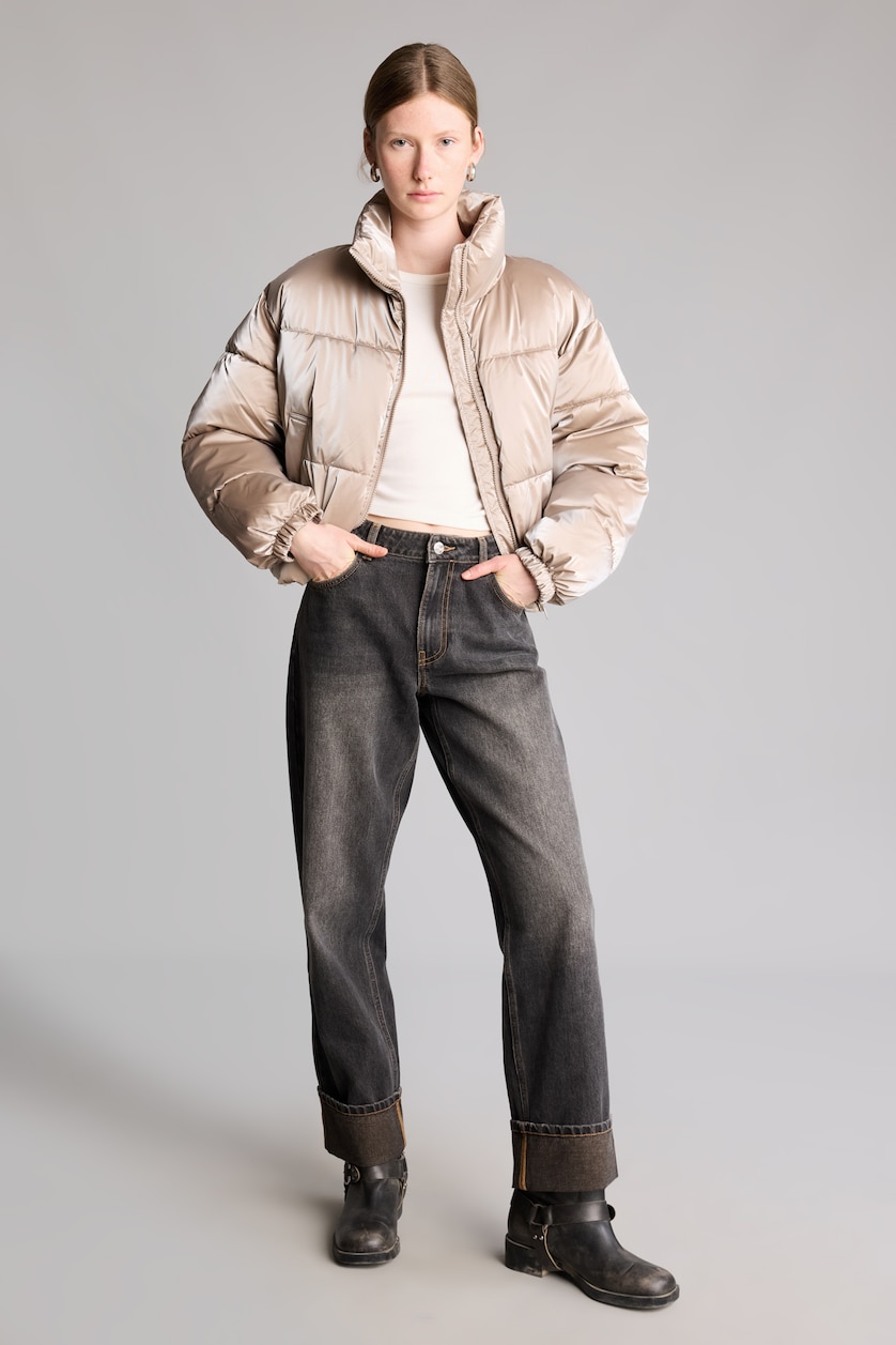 Woman Ecru Zipper Puffer Jacket