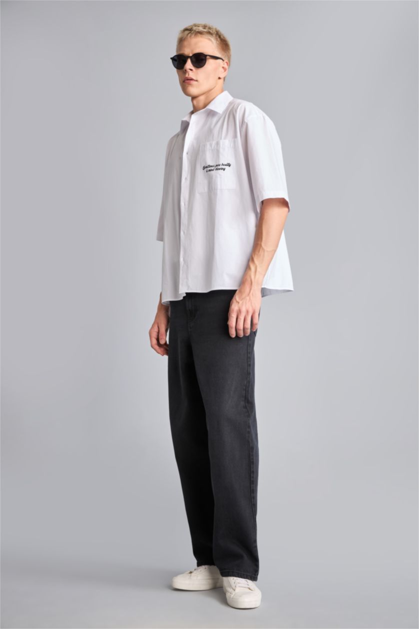 Men White Boxy Fit Cotton Short Sleeve Shirt