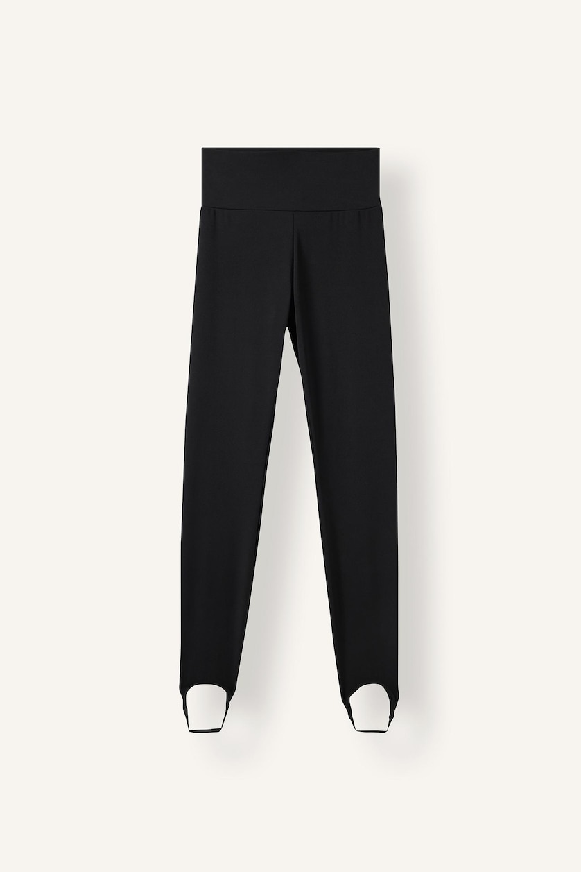 Woman Black Leggings