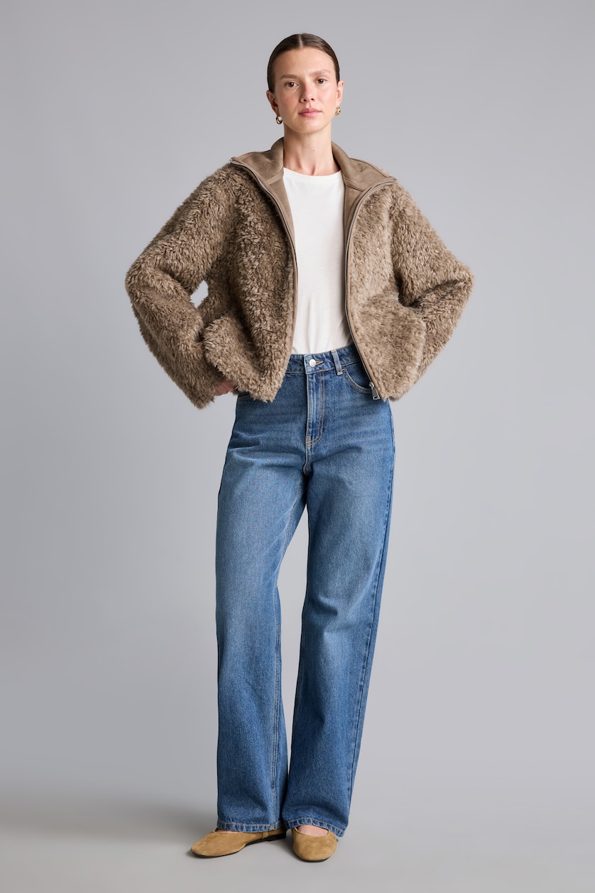 FEMME Marron Veste en fausse fourrure à col montant et fermeture éclair Coupe régulière