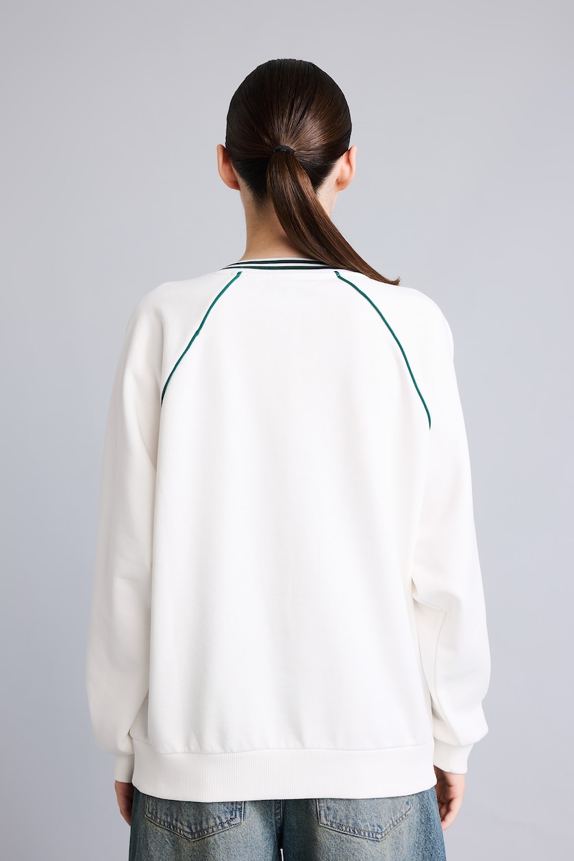 Woman White Harry Potter Print Oversize V-Neck Thick Sweatshirt
