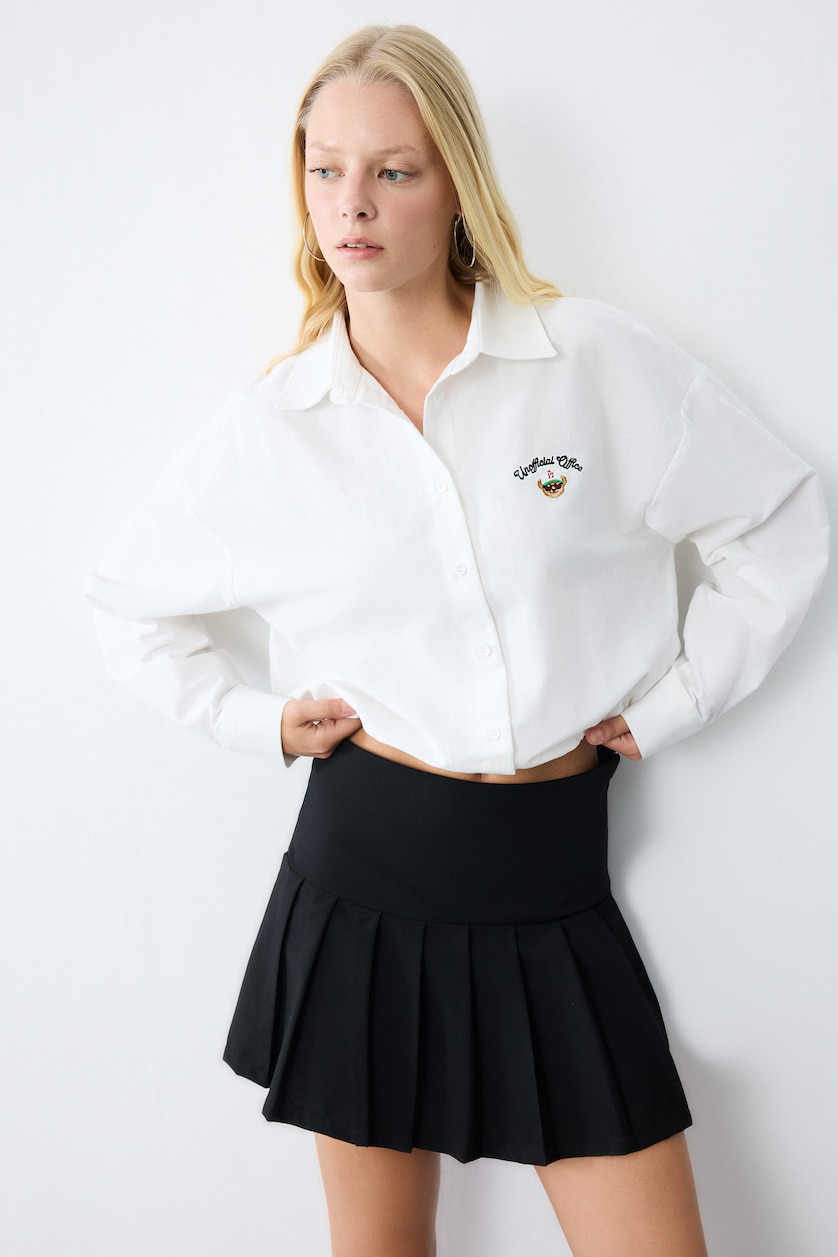 FEMME Blanc Chemise courte oversize 100% coton avec broderie sur la poitrine