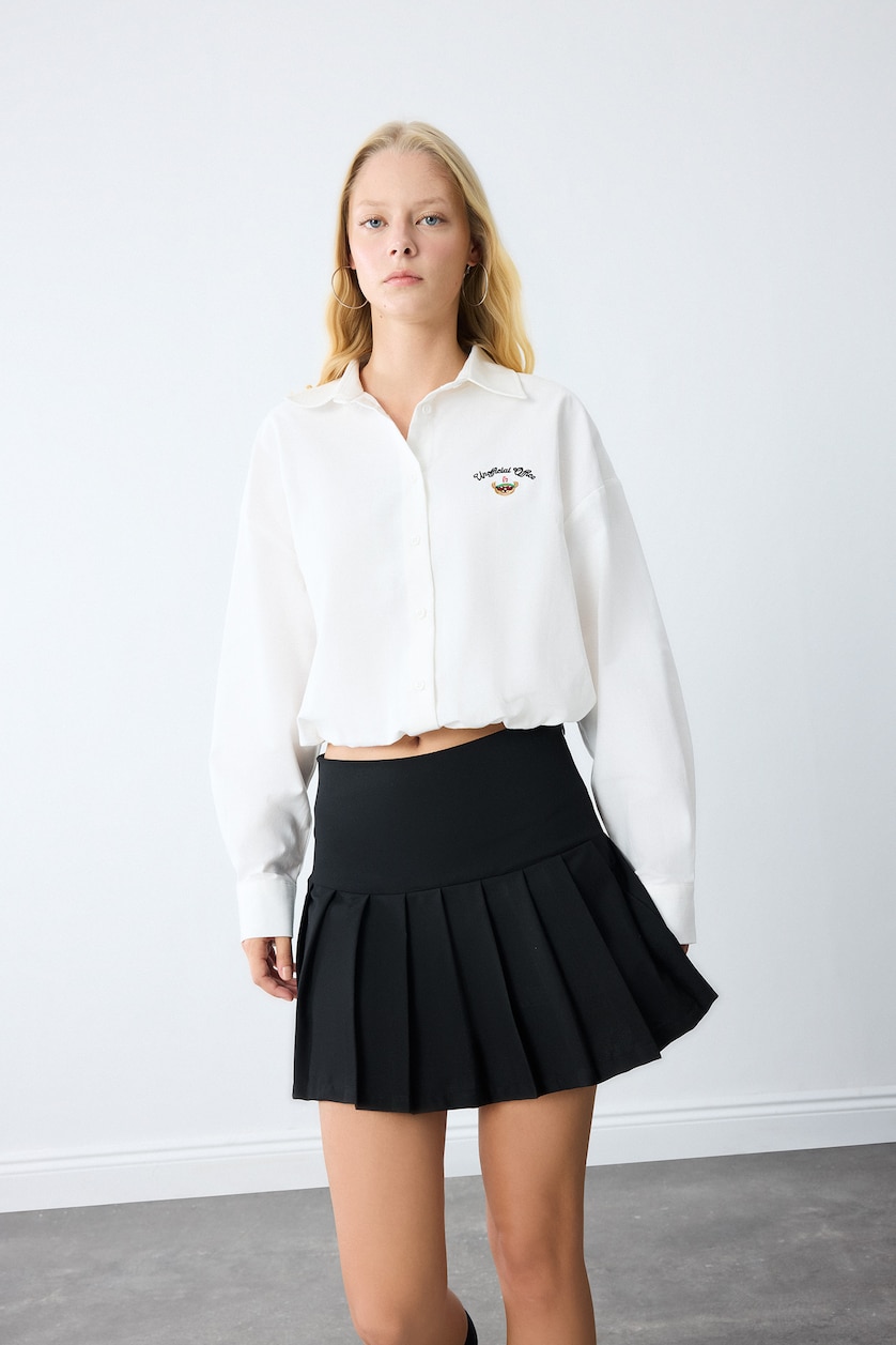 FEMME Blanc Chemise courte oversize 100% coton avec broderie sur la poitrine