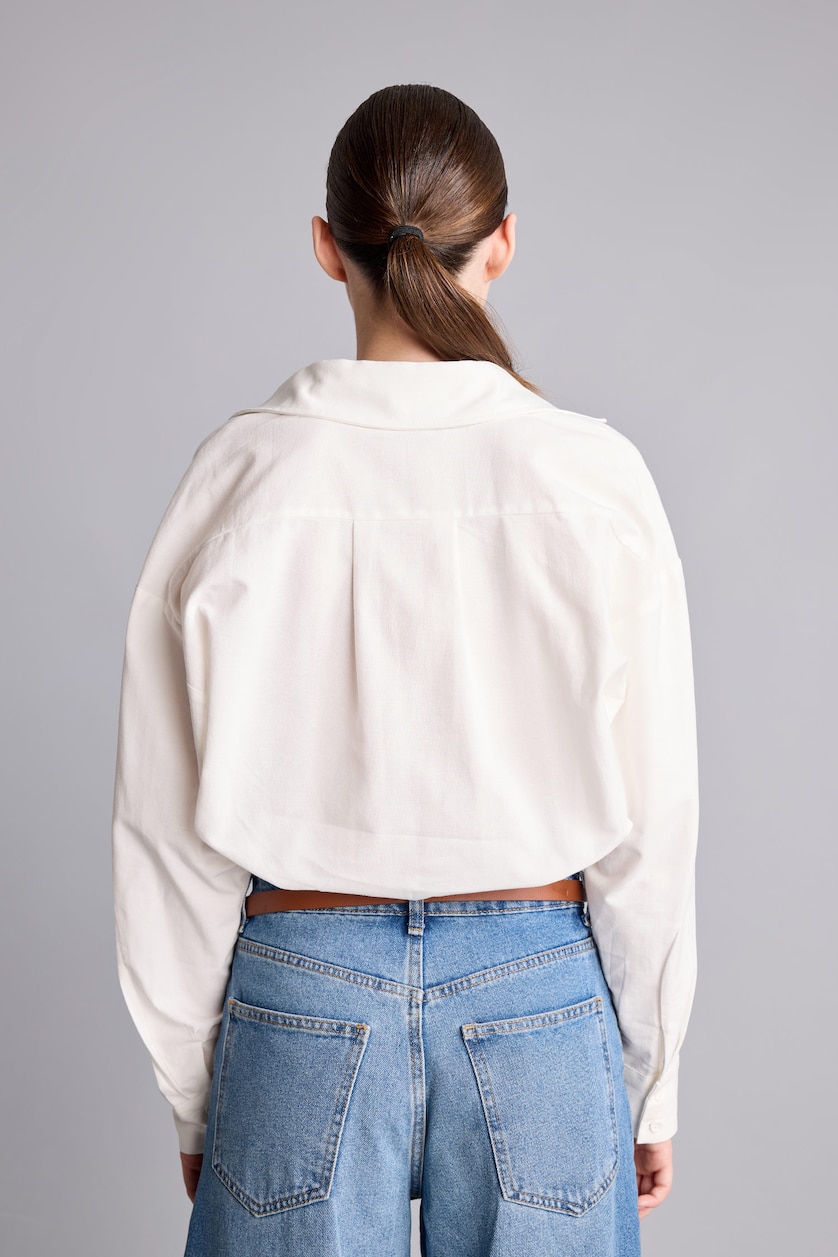 Kadın Kırık Beyaz Oversize İşlemeli Crop Gömlek