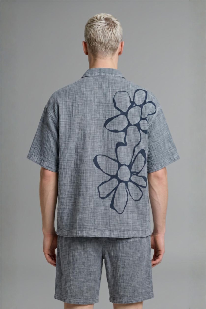 Men Blue Boxy Fit Muslin Short Sleeve Shirt