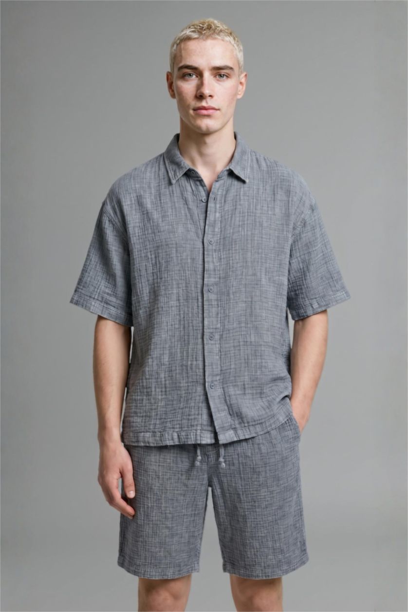 Men Blue Boxy Fit Muslin Short Sleeve Shirt