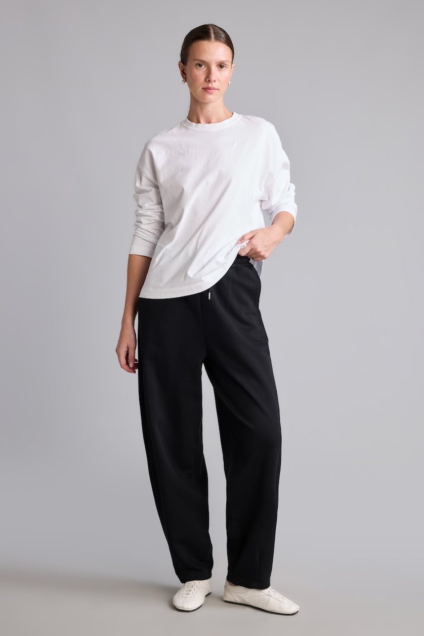 Women Black Trousers