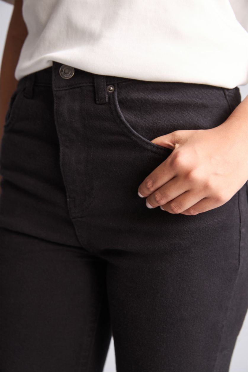 Kadın Siyah Straight Fit Pantolon