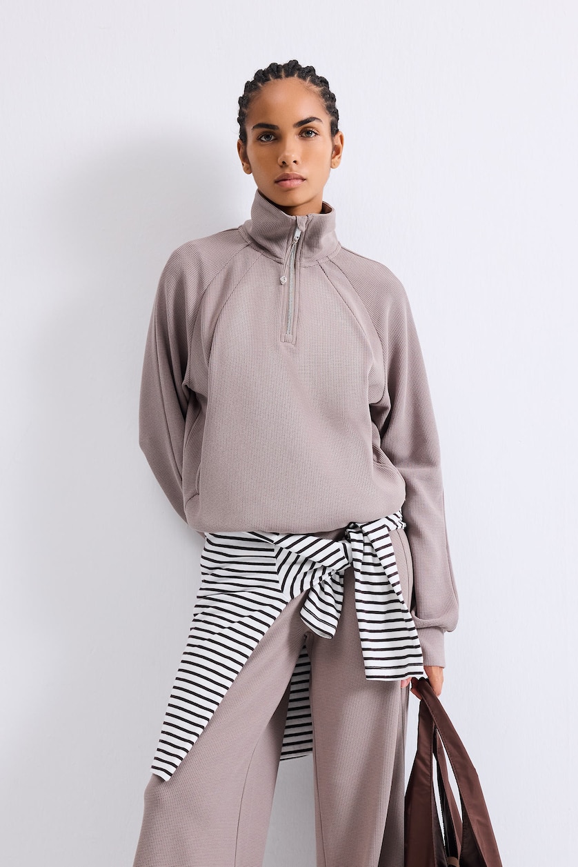Kadın Vizon Yarım Fermuarlı Waffle Dik Yaka Basic Sweatshirt