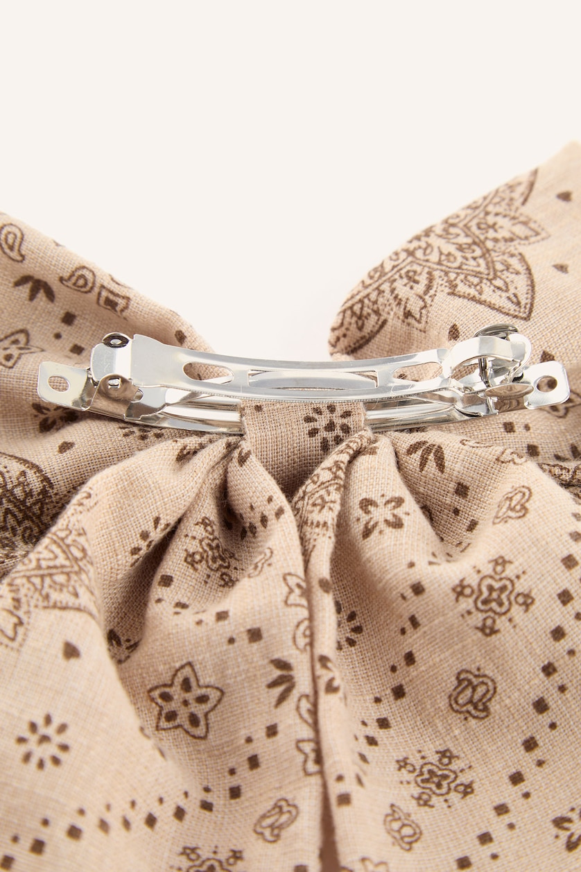 Women Beige Woman Hair Clip