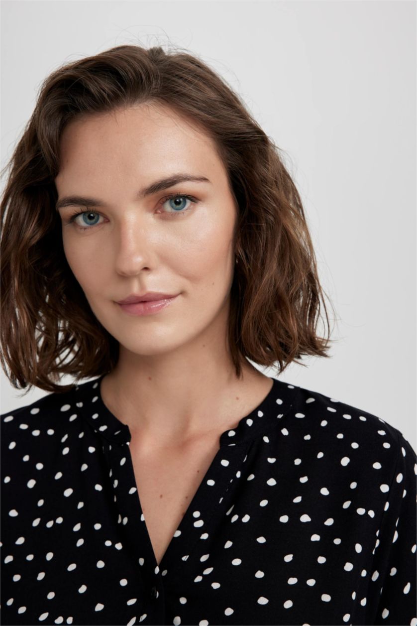 FEMME Noir Chemise à Manches Longues imprimée à coupe régulière et Col rond