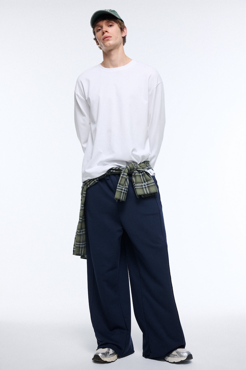 Men White Boxy Fit Crew Neck Cotton Long Sleeve Basic T-Shirt