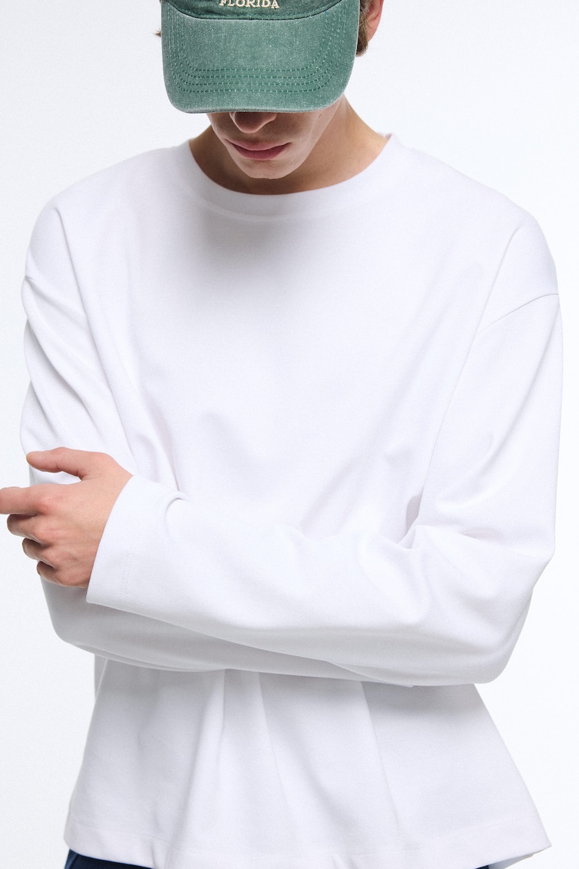 Men White Boxy Fit Crew Neck Cotton Long Sleeve Basic T-Shirt