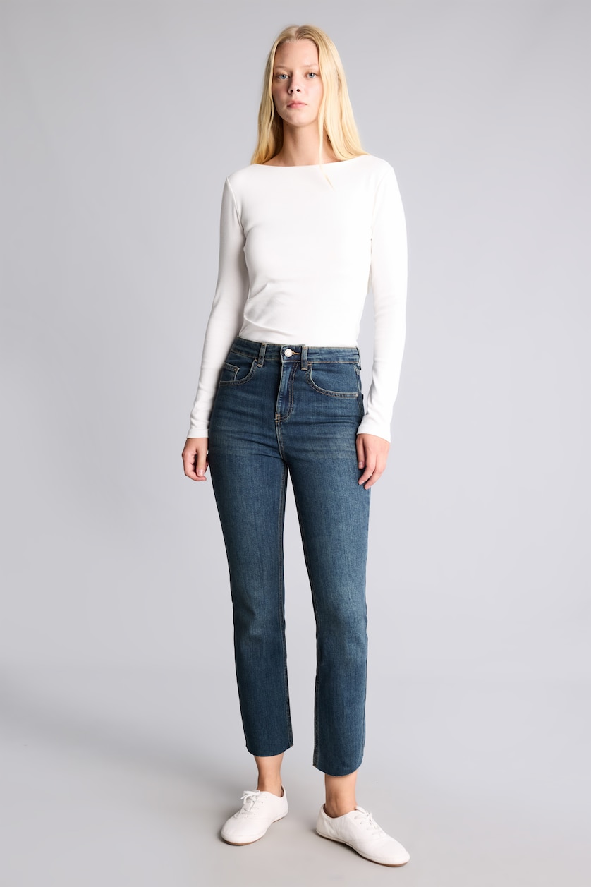 Kadın Koyu Mavi Crop Flare Fit Orta Bel Jean