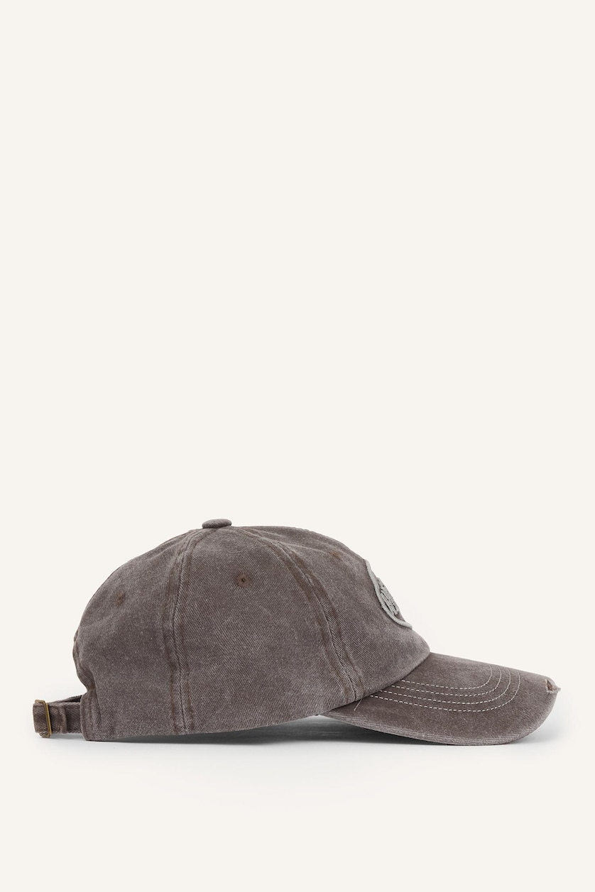 MAN Brown Man Cotton Emblem Detail Cap