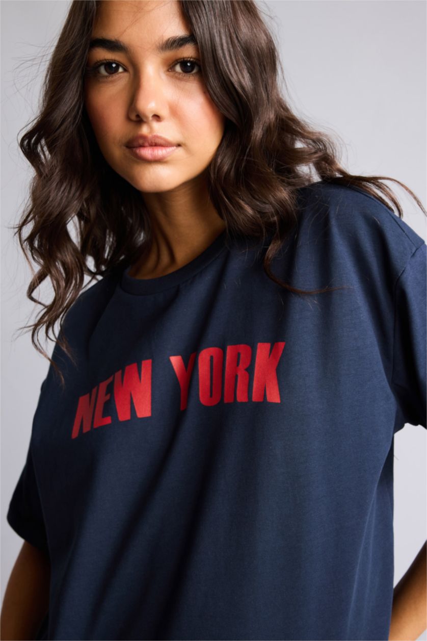 WOMAN NAVY Oversize Fit Short Sleeve T-Shirt
