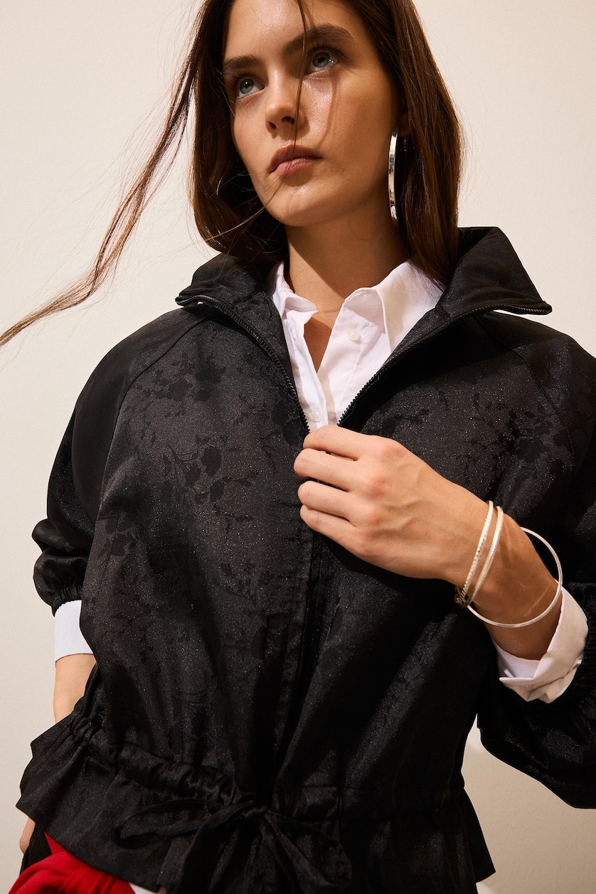 Kadın Siyah Beli Büzgülü Balloon Fit Blazer