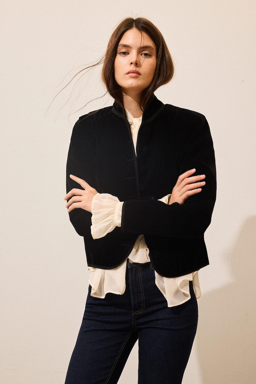 WOMAN Black Slim Fit Velvet Blazer