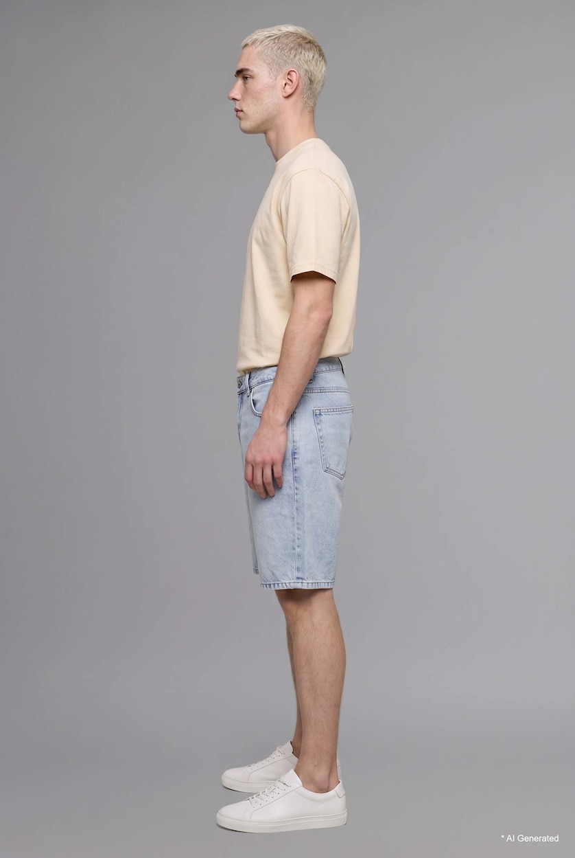 رجال أزرق فاتح Straight Fit Denim Bermuda Shorts