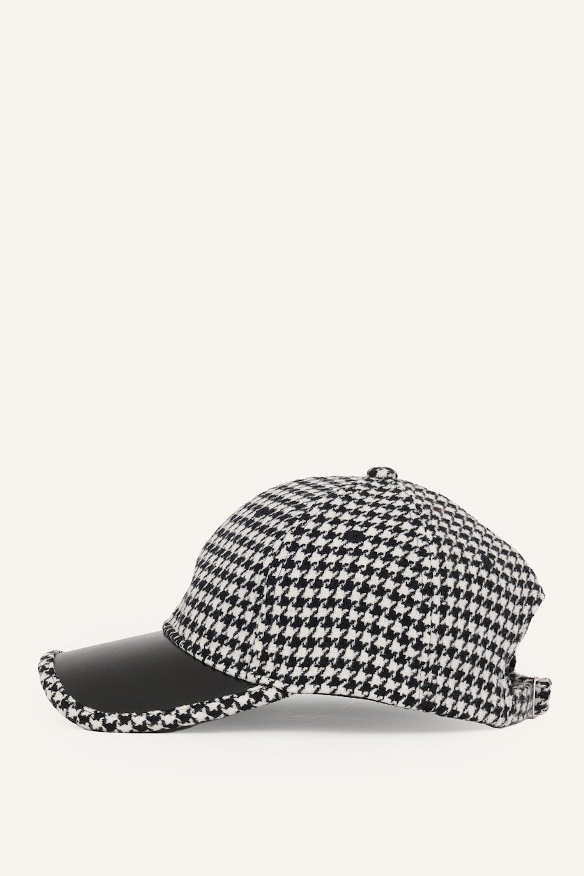 Women Black Woman Cachet Hat