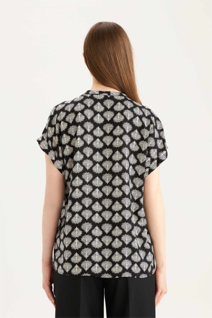 WOMAN Black Regular Fit Patterned Short Sleeve Shirt