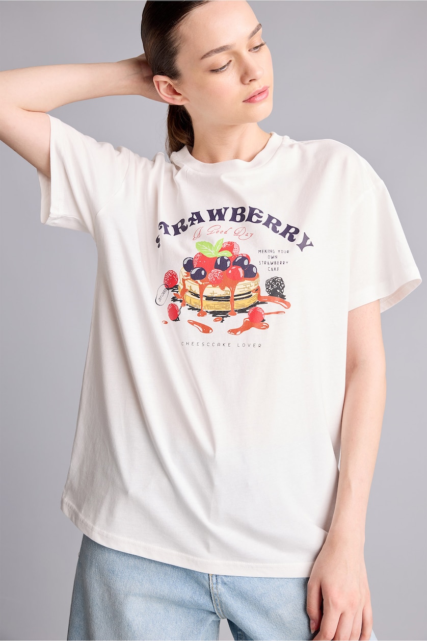 حريمي اوف وايت Oversize Crew Neck Printed T-shirt