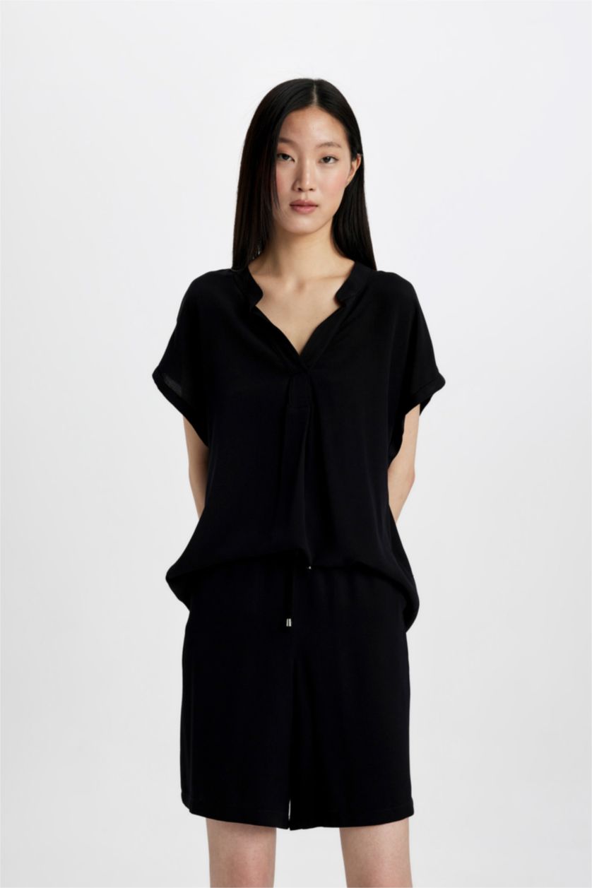 WOMAN Black Belmando High Waist Short Leg Shorts