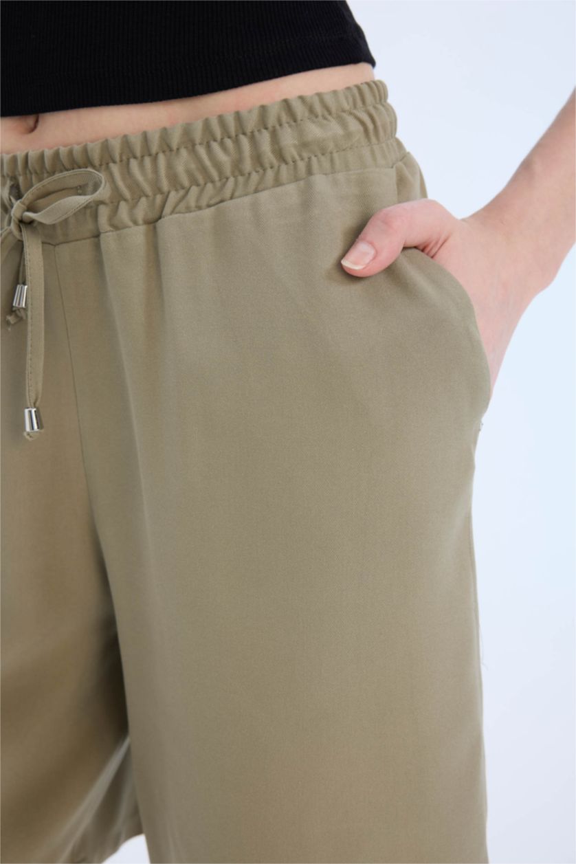 Kadın Açık Haki Yüksek Bel Kısa Paça Belmando Şort