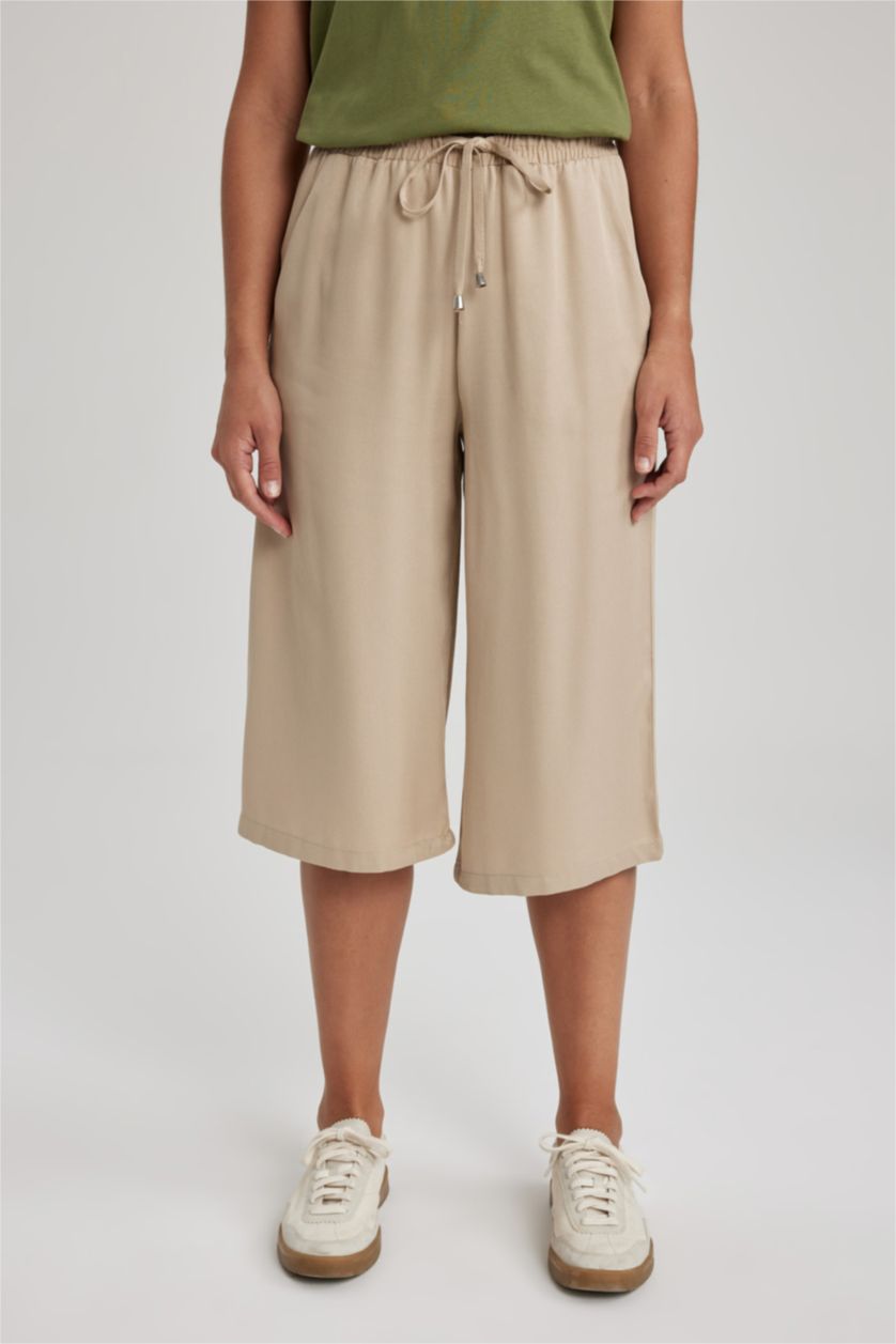 WOMAN Beige Capri High Waist Crop Fit Viscose Capri